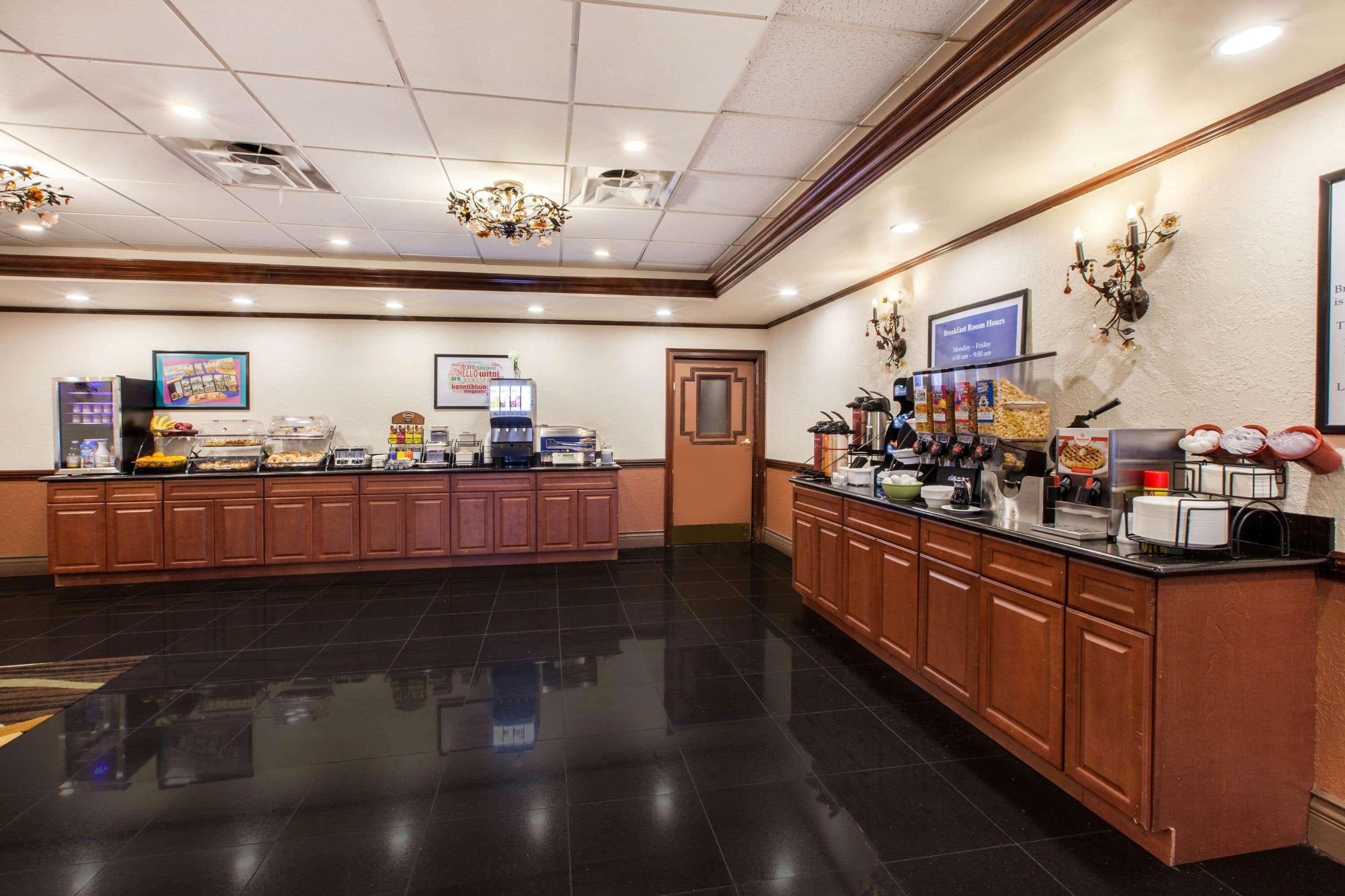Baymont By Wyndham Pompton Plains/Wayne Hotel Pequannock Exterior photo