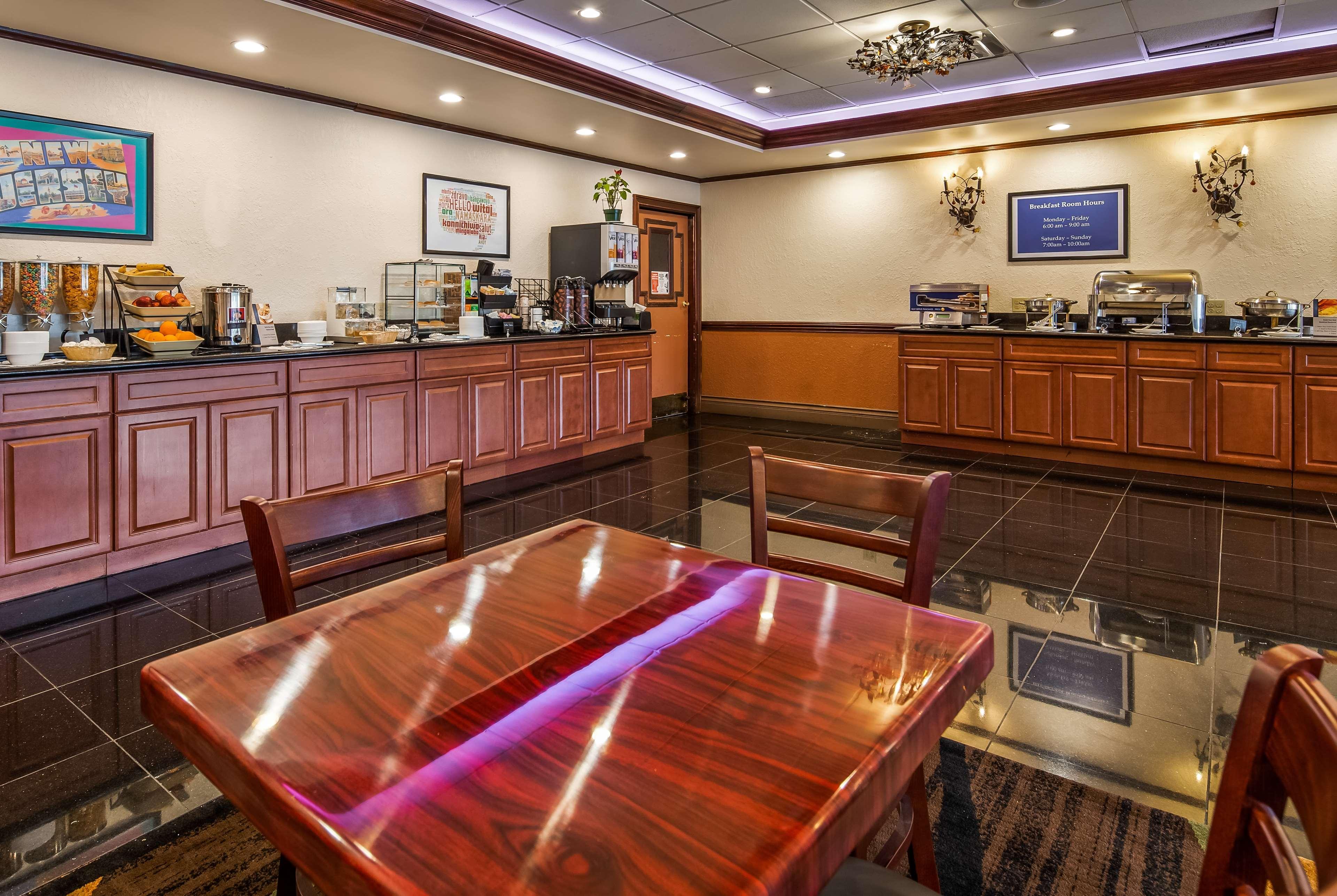Baymont By Wyndham Pompton Plains/Wayne Hotel Pequannock Exterior photo