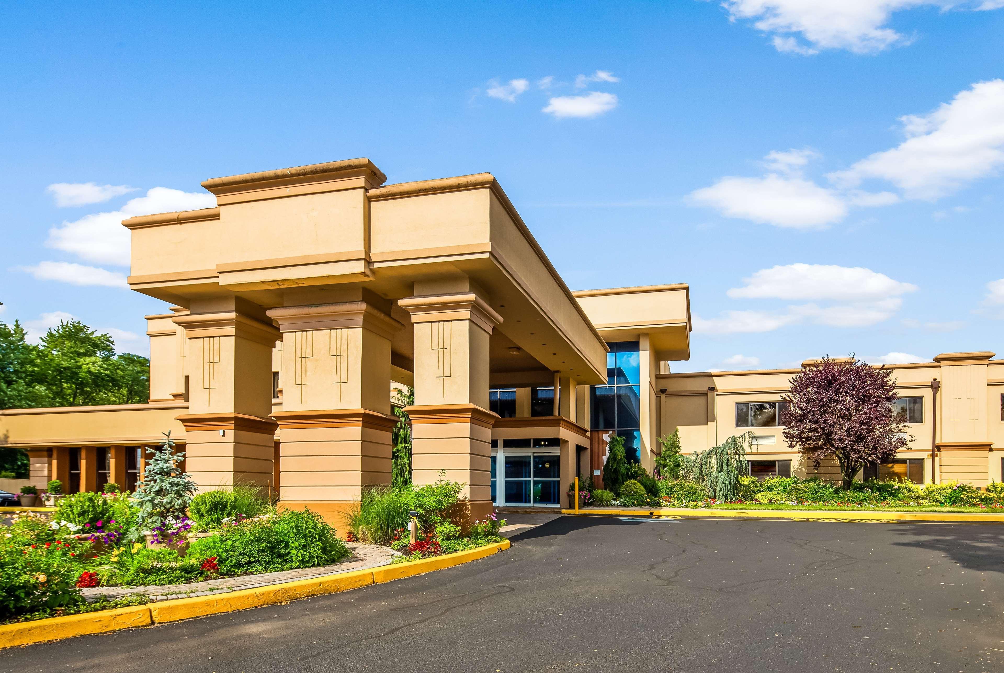 Baymont By Wyndham Pompton Plains/Wayne Hotel Pequannock Exterior photo